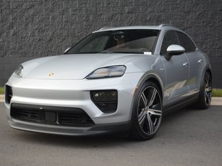Certified 2025 Porsche Macan 4S Electric AWD/4WD video 1