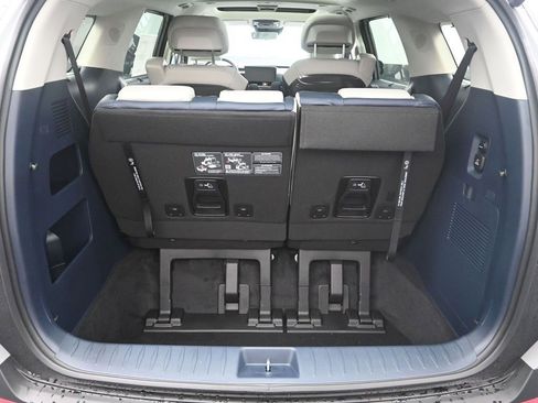 New 2026 Kia Carnival SX Prestige FWD image 37