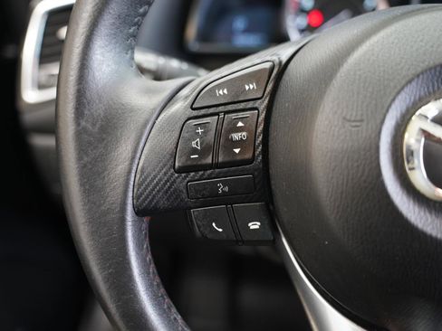 Used 2016 MAZDA MAZDA3 s Grand Touring w/ Technology Package FWD image 13