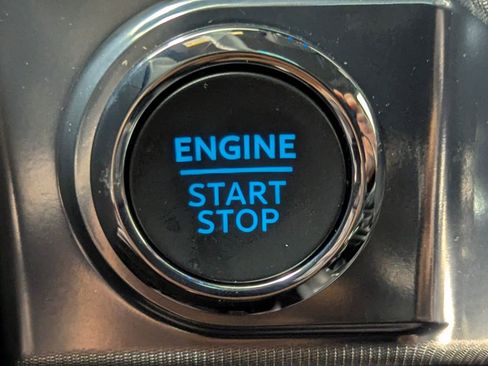 New 2025 Ford F150 Lariat w/ Equipment Group 501A Mid image 29