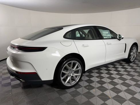 New 2026 Porsche Panamera image 7