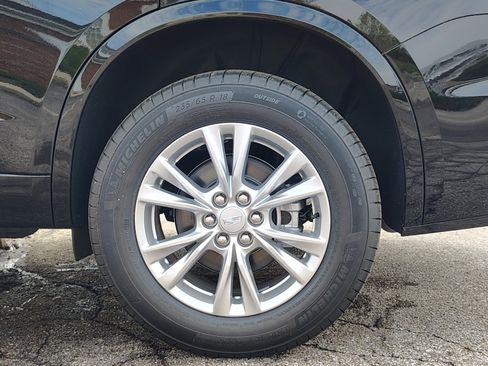 New 2025 Cadillac XT6 Luxury image 38