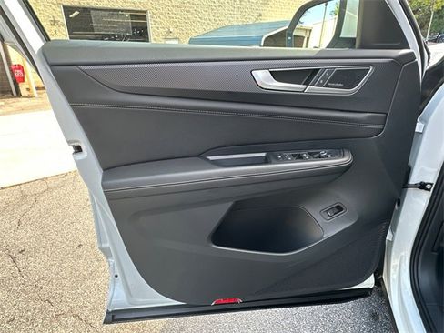 New 2026 Volkswagen Atlas Cross Sport SEL Premium R-Line image 10