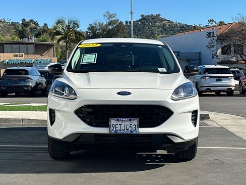 Used 2022 Ford Escape SE w/ SE Sport Appearance Package image 8