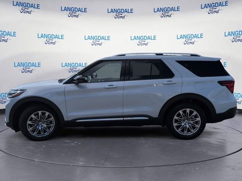 New 2026 Ford Explorer Platinum image 10
