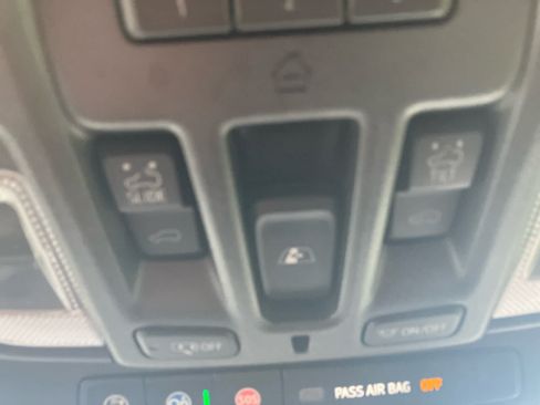 Used 2025 GMC Sierra 2500 AT4 w/ AT4 Preferred Package AWD/4WD image 24