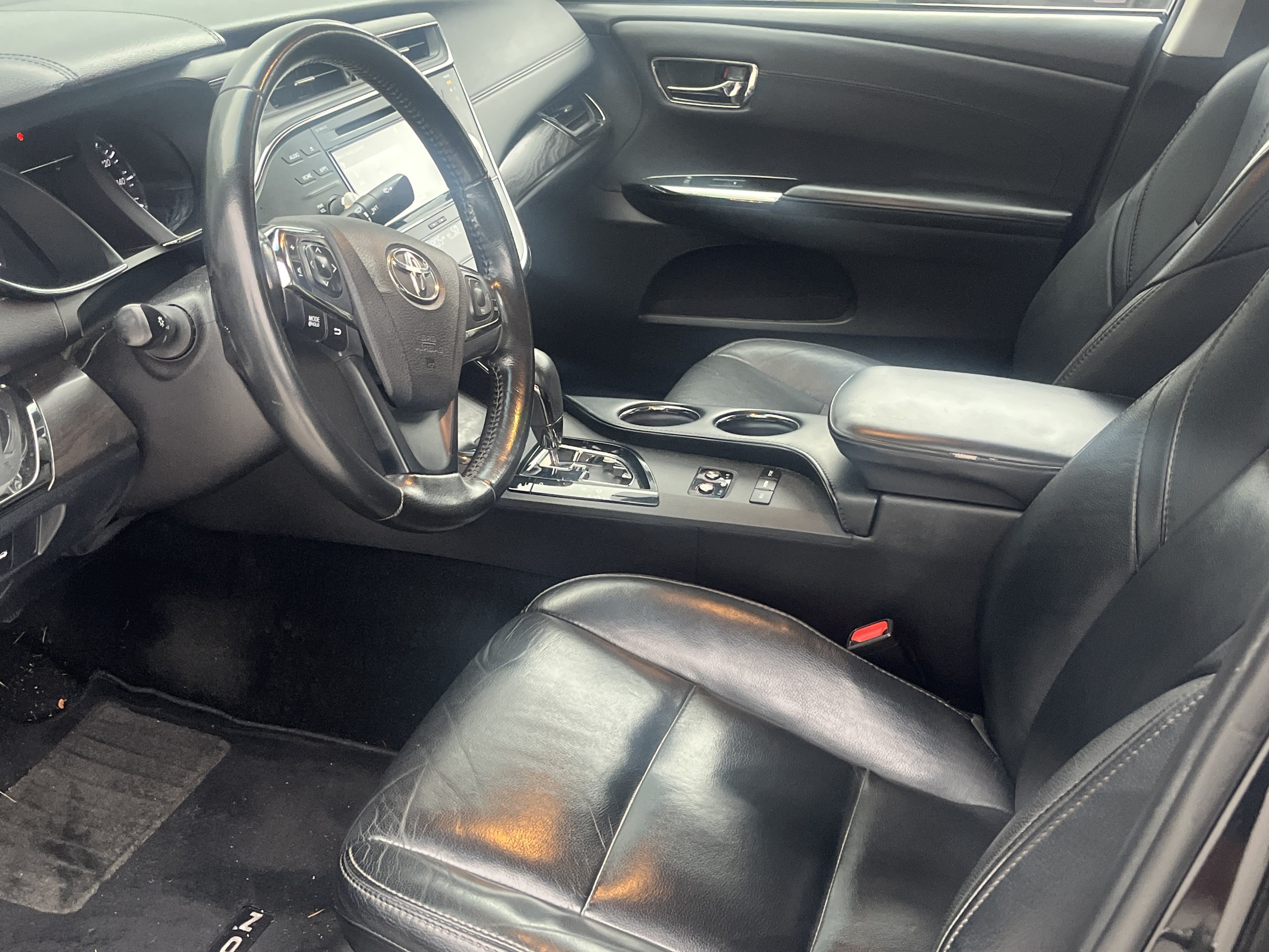 Used 2016 Toyota Avalon XLE Plus FWD image 5