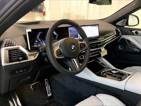 New 2026 BMW X6 M60i image 8