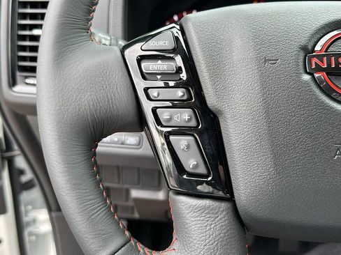 Used 2024 Nissan Frontier Pro-X w/ Technology Package RWD image 19