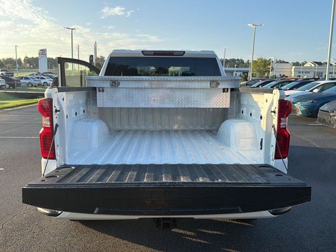 Used 2022 Chevrolet Silverado 1500 Custom RWD image 31