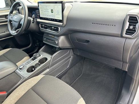 Used 2025 Ford Bronco Sport Big Bend image 19