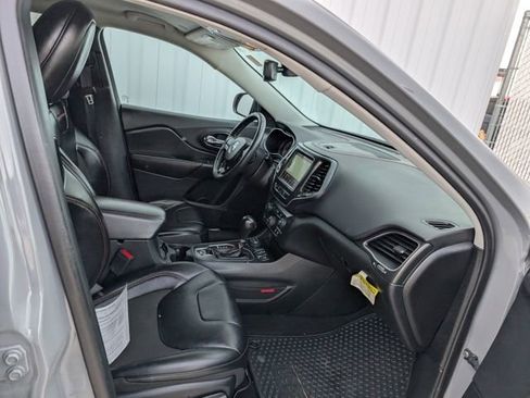 Used 2023 Jeep Cherokee Trailhawk w/ Trailer Tow Group image 29