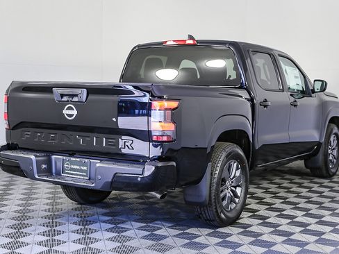New 2025 Nissan Frontier SV image 9