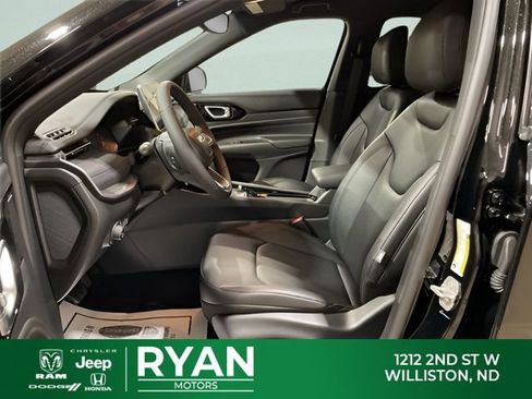 New 2026 Jeep Compass Limited AWD/4WD image 37