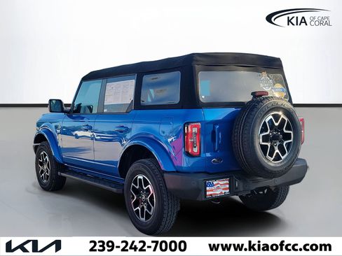 Used 2024 Ford Bronco Outer Banks AWD/4WD image 4