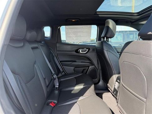 New 2025 Jeep Compass Latitude w/ Sun & Sound Group image 11