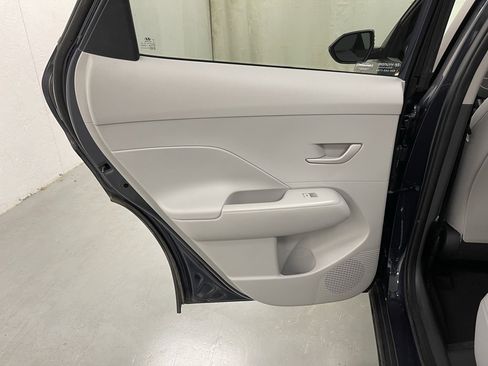 Used 2024 Hyundai Kona SEL image 15