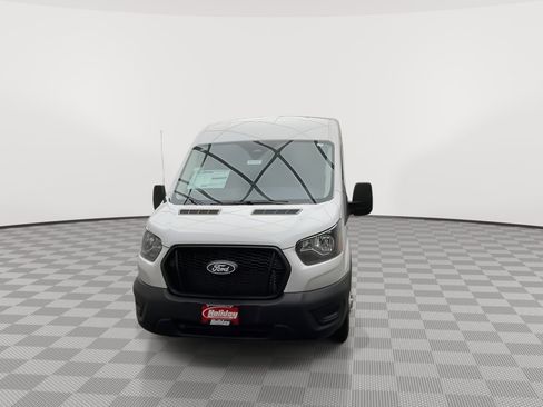 New 2026 Ford Transit 250 148 Medium Roof RWD image 29
