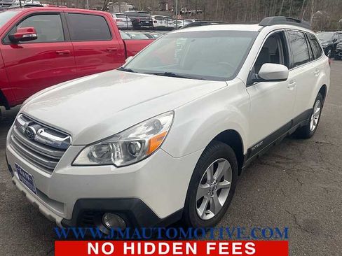 Used 2014 Subaru Outback 2.5i Limited image 1