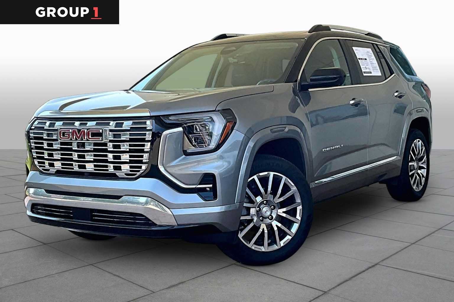 Used 2026 GMC Terrain Denali AWD/4WD image 1
