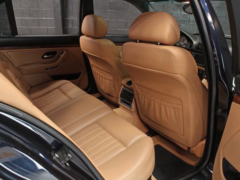 Used 2002 BMW M5 RWD image 53