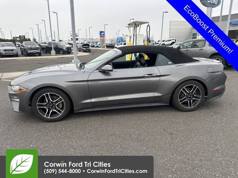 Used 2021 Ford Mustang Premium RWD image 4