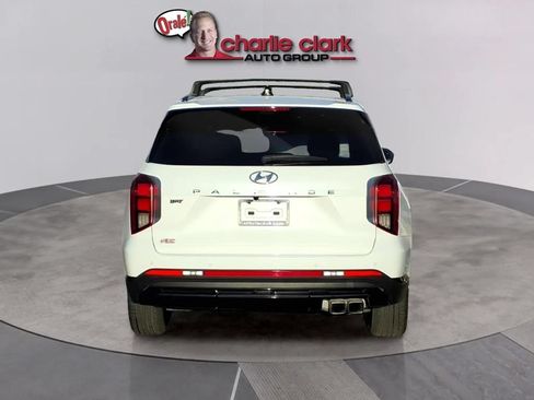 Used 2025 Hyundai Palisade XRT FWD image 4