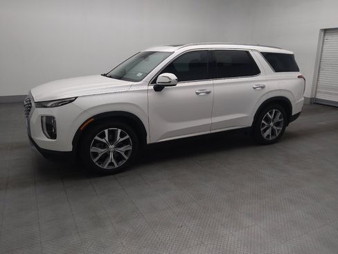 Used 2020 Hyundai Palisade SEL FWD image 2