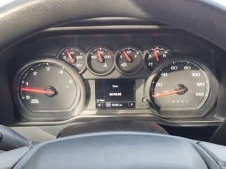 Used 2025 Chevrolet Silverado 2500 Custom w/ Custom Value Package video 4