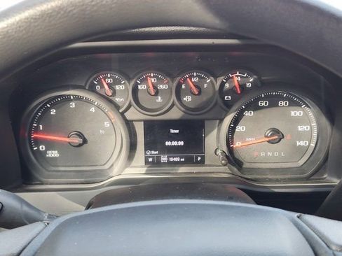 Used 2025 Chevrolet Silverado 2500 Custom w/ Custom Value Package image 4