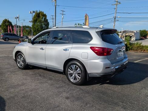 Used 2020 Nissan Pathfinder S FWD image 5