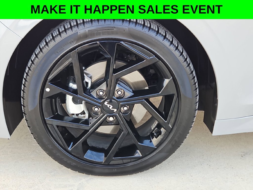 Used 2026 Kia K5 GT-Line w/ GT-Line Premium Package FWD image 32