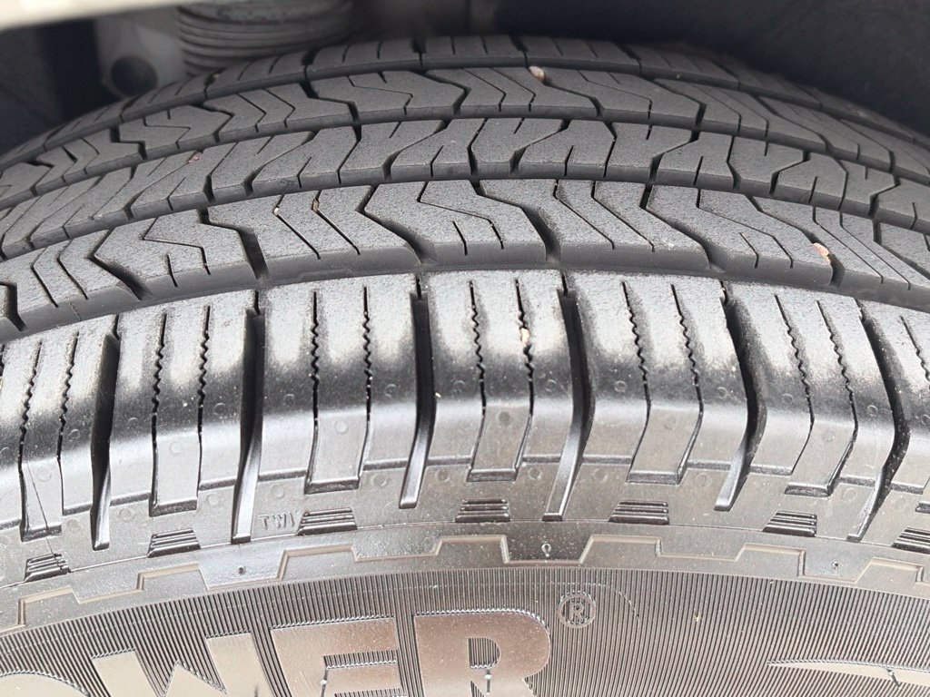 Used 2023 Kia Sorento EX FWD image 14