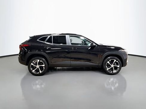 New 2026 Chevrolet Trax RS FWD image 6