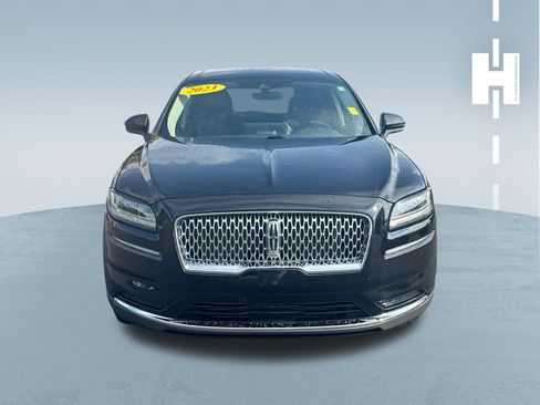 Used 2023 Lincoln Nautilus AWD image 2