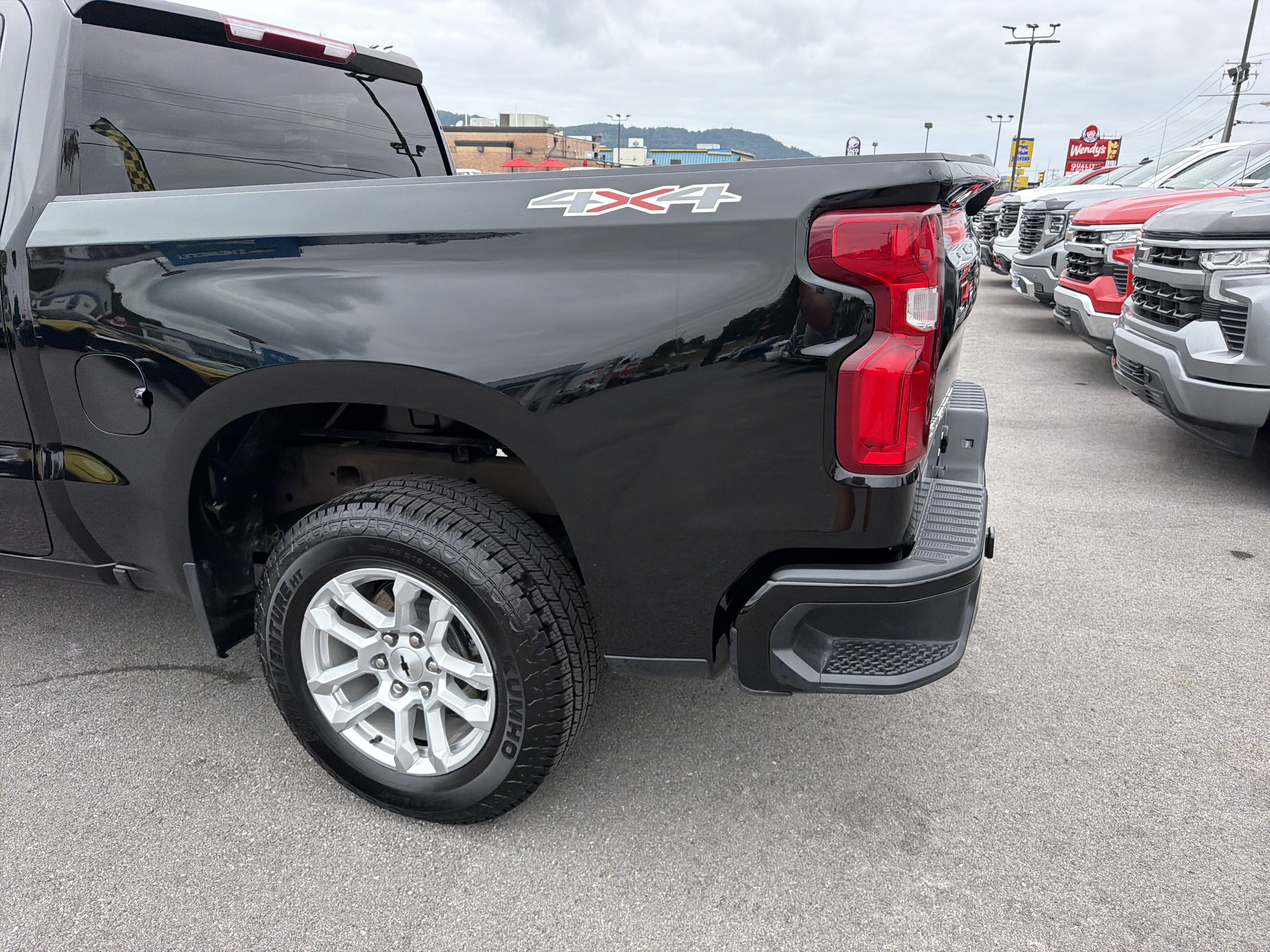 Certified 2026 Chevrolet Silverado 1500 RST AWD/4WD image 10