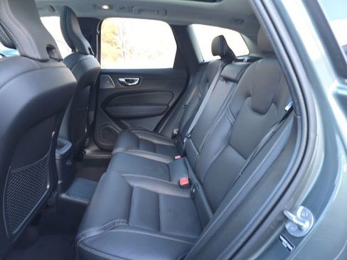 Certified 2026 Volvo XC60 T8 Ultra image 23