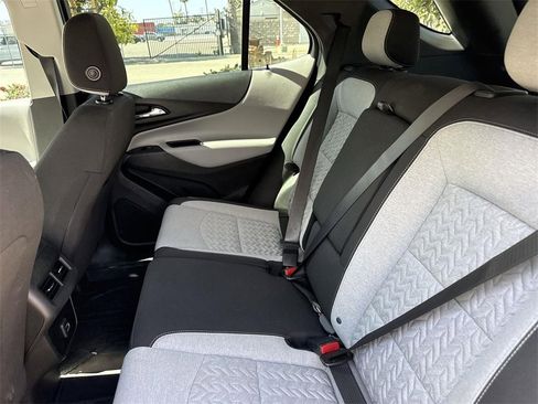 Used 2022 Chevrolet Equinox LS w/ LPO, Floor Liner Package image 22