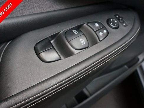 Used 2024 Nissan Murano SV w/ SV Midnight Edition Package image 29