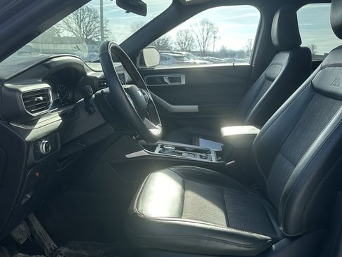 Certified 2022 Ford Explorer Timberline image 9