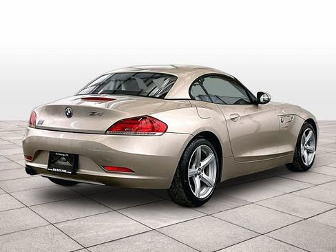 Used 2014 BMW Z4 sDrive28i RWD image 11