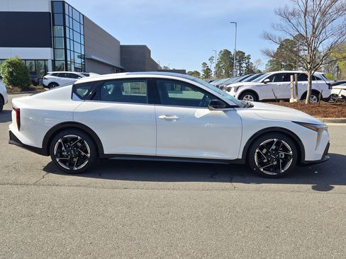 New 2026 Kia K4 GT-Line image 8