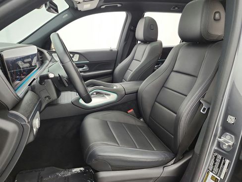 Used 2020 Mercedes-Benz GLS 450 4MATIC image 21