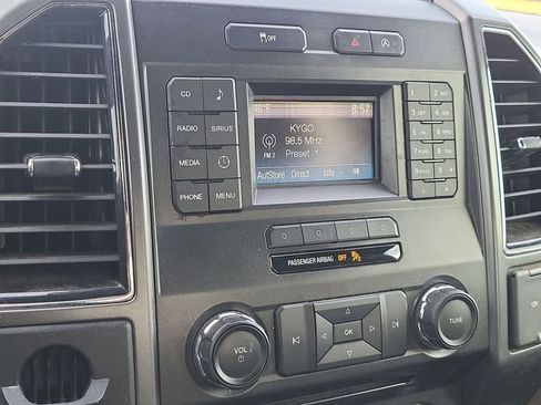 Used 2017 Ford F150 XLT w/ Equipment Group 301A Mid image 19