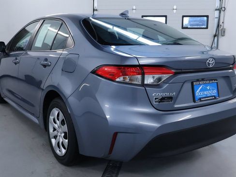 Used 2024 Toyota Corolla LE FWD image 5