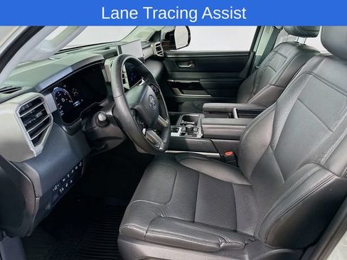Used 2024 Toyota Tundra Limited AWD/4WD image 14