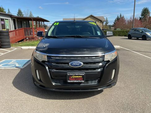 Used 2011 Ford Edge Sport w/ Driver Entry Pkg image 8