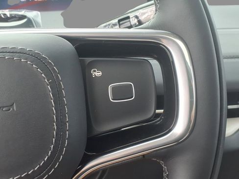 New 2026 Lincoln Navigator Reserve AWD/4WD image 24