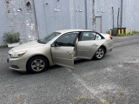Used 2014 Chevrolet Malibu LS w/ Protection Package FWD image 22
