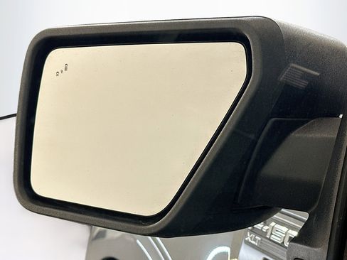 Used 2022 Ford F150 XLT w/ Equipment Group 302A High image 16